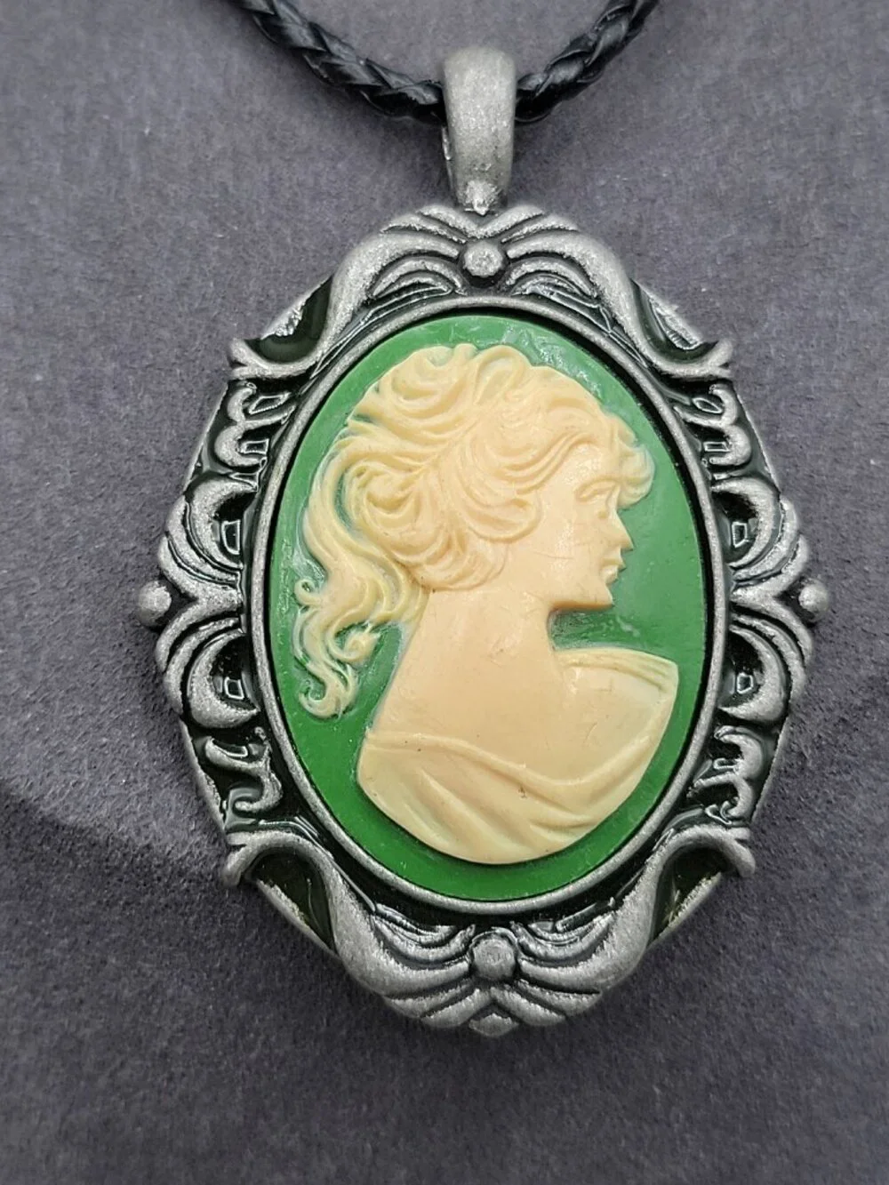 Vtg Large Cameo Lady Statement Pendant  Necklace Green White Resin Black Cord